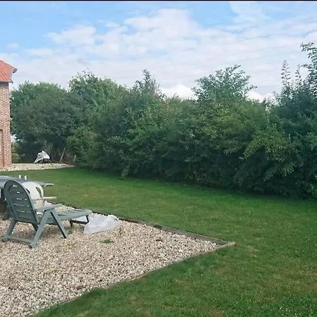 Petite Dependance * Isneauville